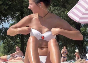 Cate blanchett bikini